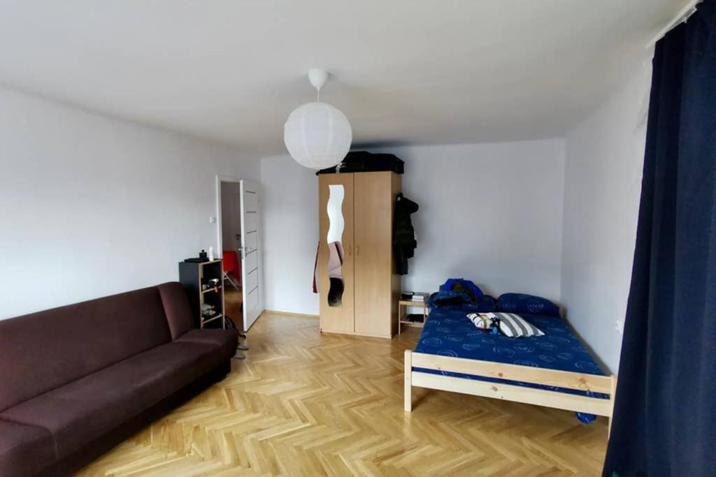 Sunshine Parkside Hideaway - 3 Bedroom - By Upstairs Krakow Exterior photo